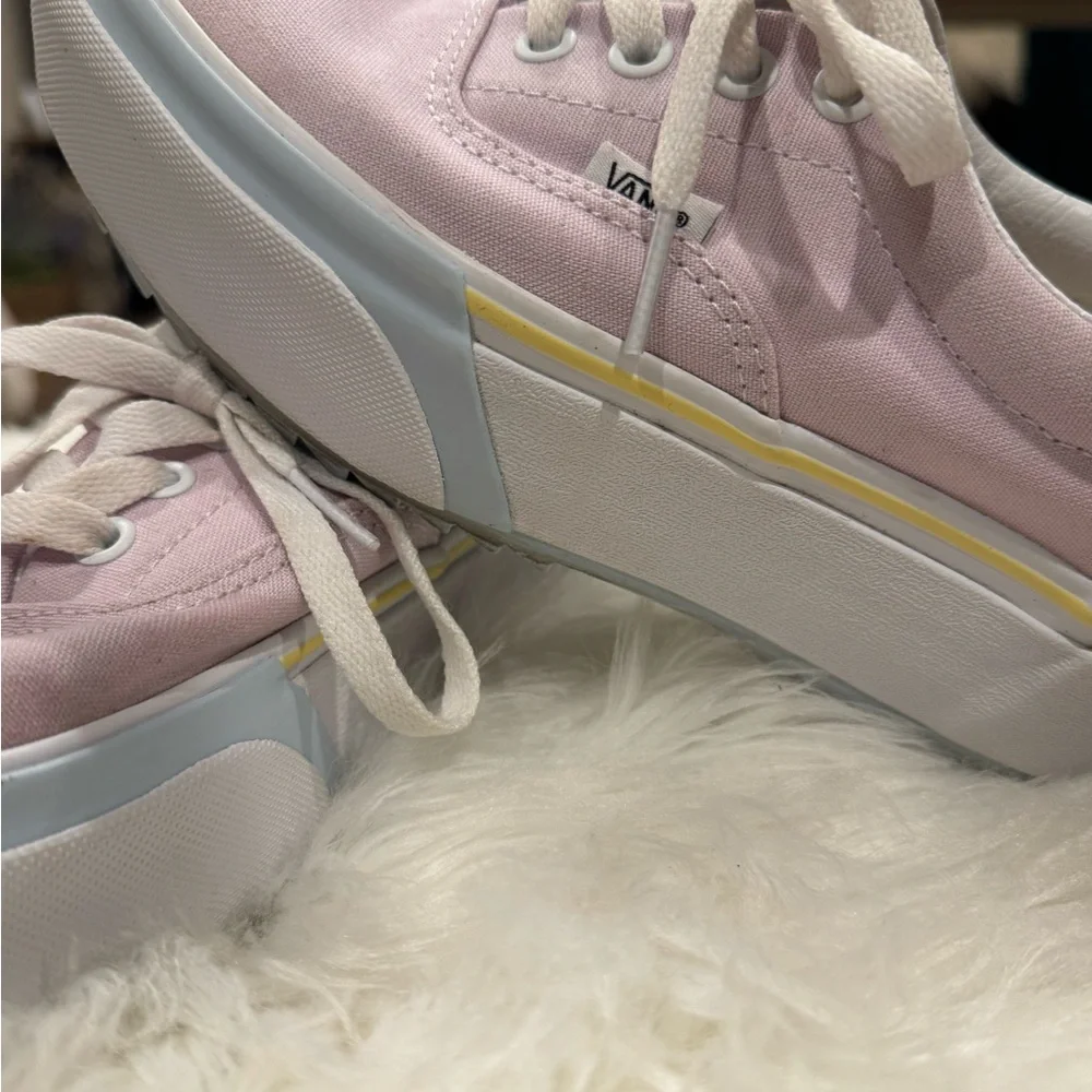 Vans platform laced Women's Pastel Sneakers - Picture 5 of 10